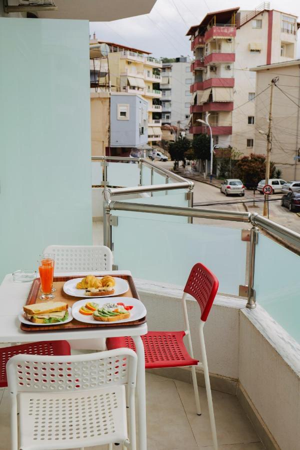 Eden Suites & Apartments Σαράντα Εξωτερικό φωτογραφία