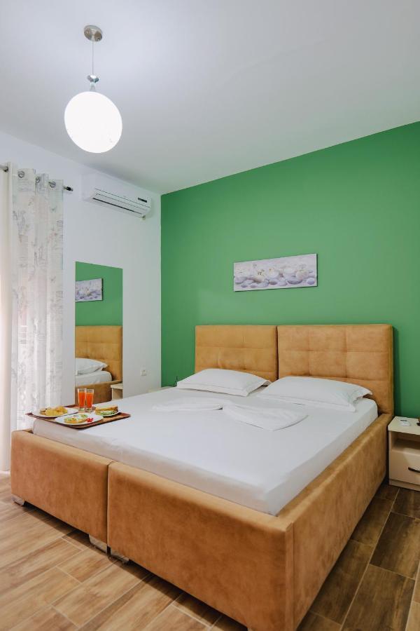 Eden Suites & Apartments Σαράντα Εξωτερικό φωτογραφία
