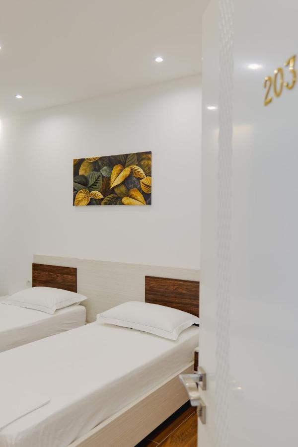 Eden Suites & Apartments Σαράντα Εξωτερικό φωτογραφία