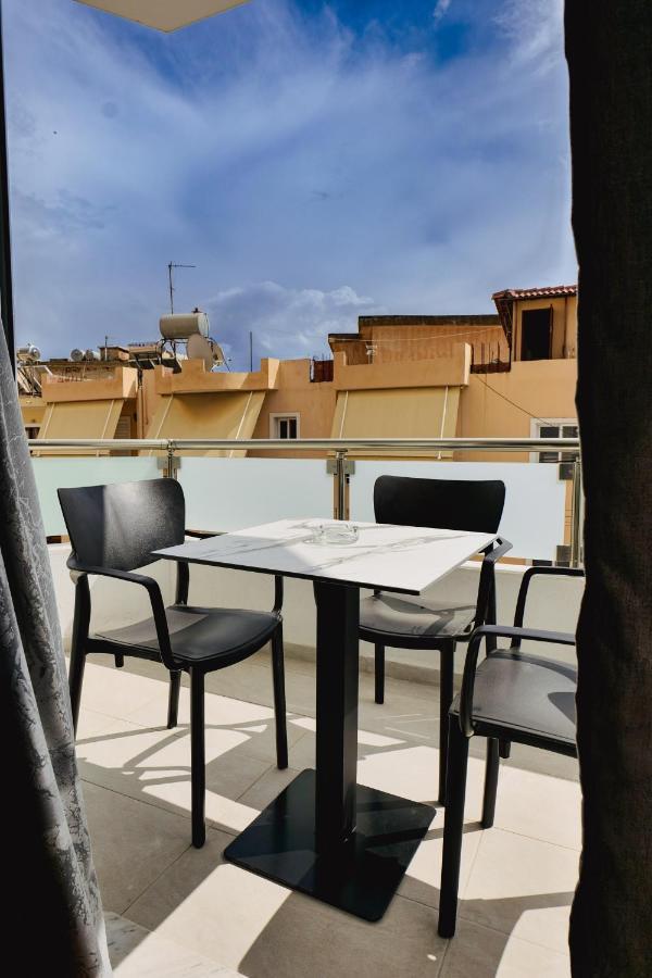 Eden Suites & Apartments Σαράντα Εξωτερικό φωτογραφία