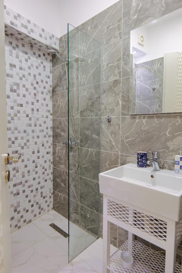 Eden Suites & Apartments Σαράντα Εξωτερικό φωτογραφία