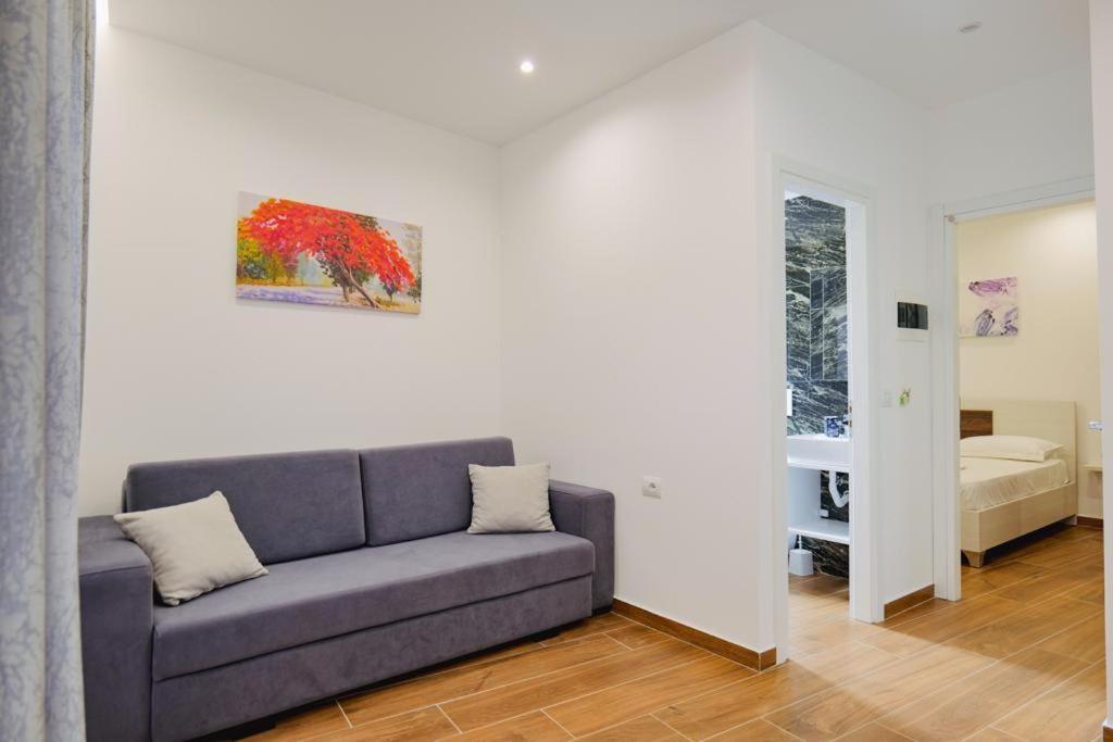 Eden Suites & Apartments Σαράντα Εξωτερικό φωτογραφία