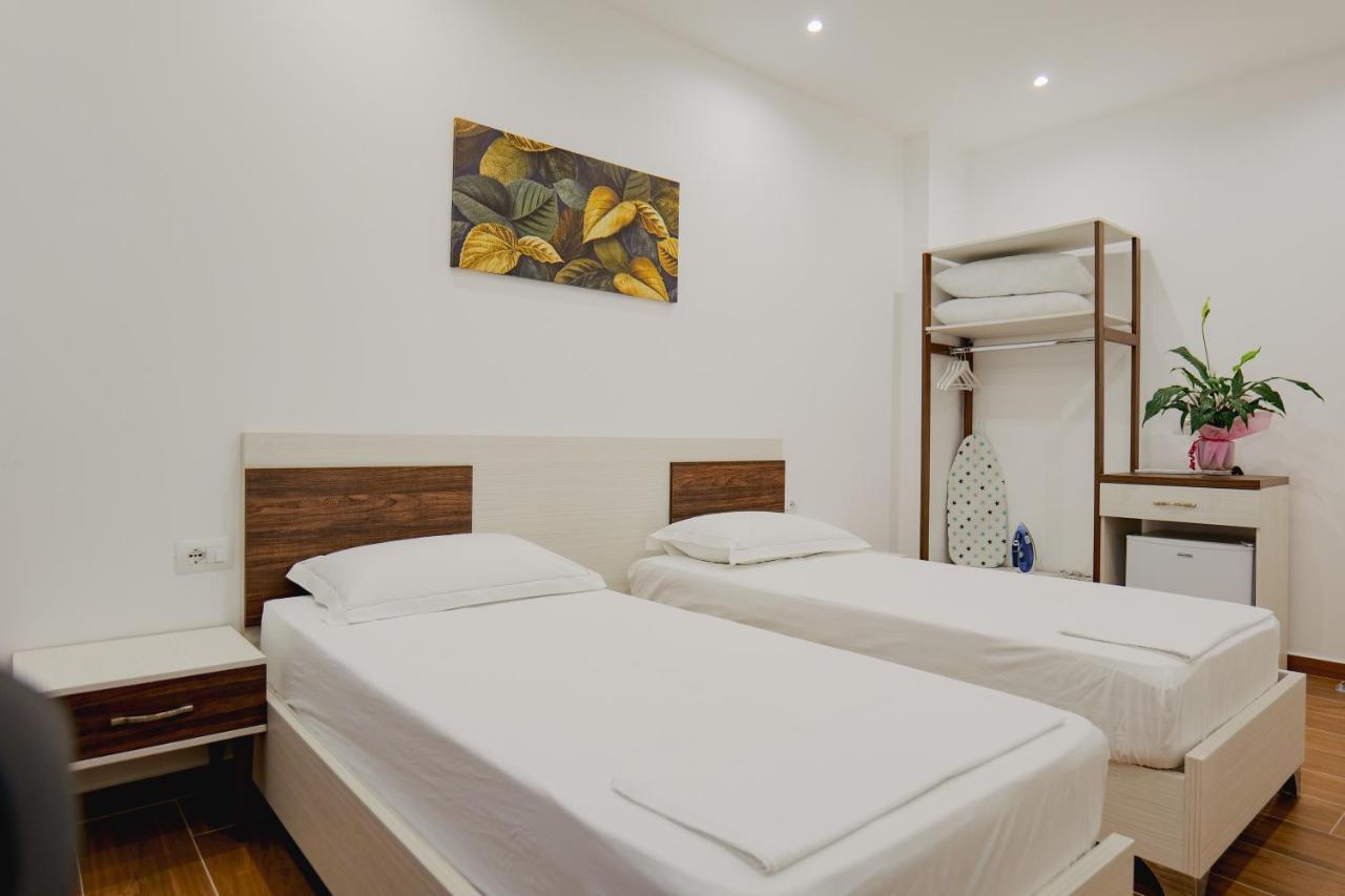 Eden Suites & Apartments Σαράντα Εξωτερικό φωτογραφία