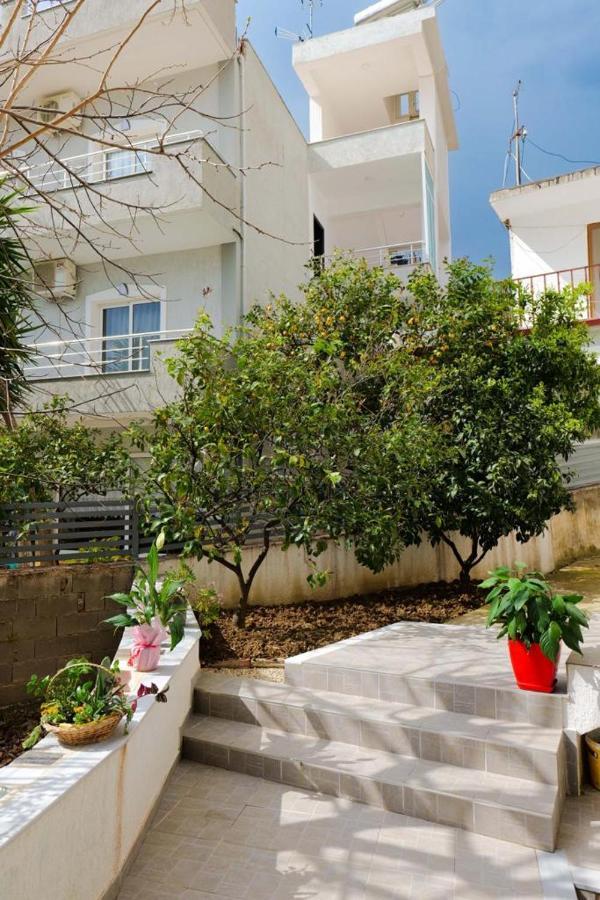 Eden Suites & Apartments Σαράντα Εξωτερικό φωτογραφία