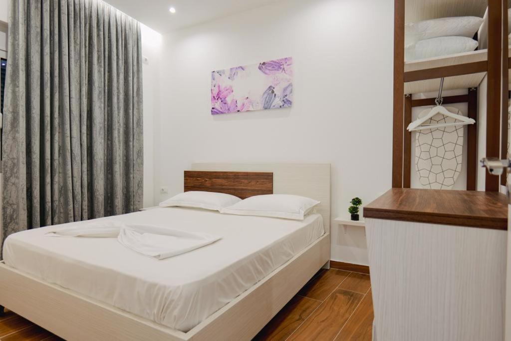 Eden Suites & Apartments Σαράντα Εξωτερικό φωτογραφία