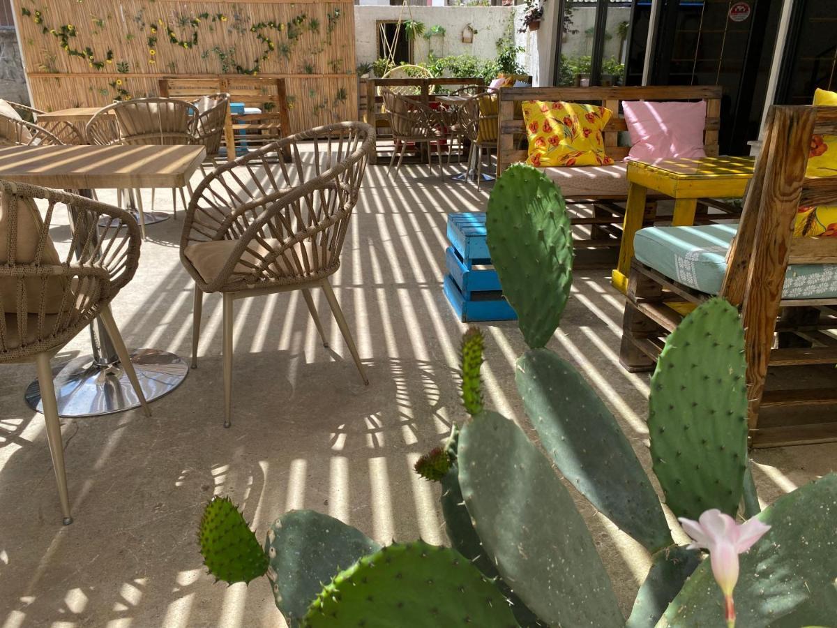 Eden Suites & Apartments Σαράντα Εξωτερικό φωτογραφία